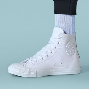 Mens  White Leather Converse
